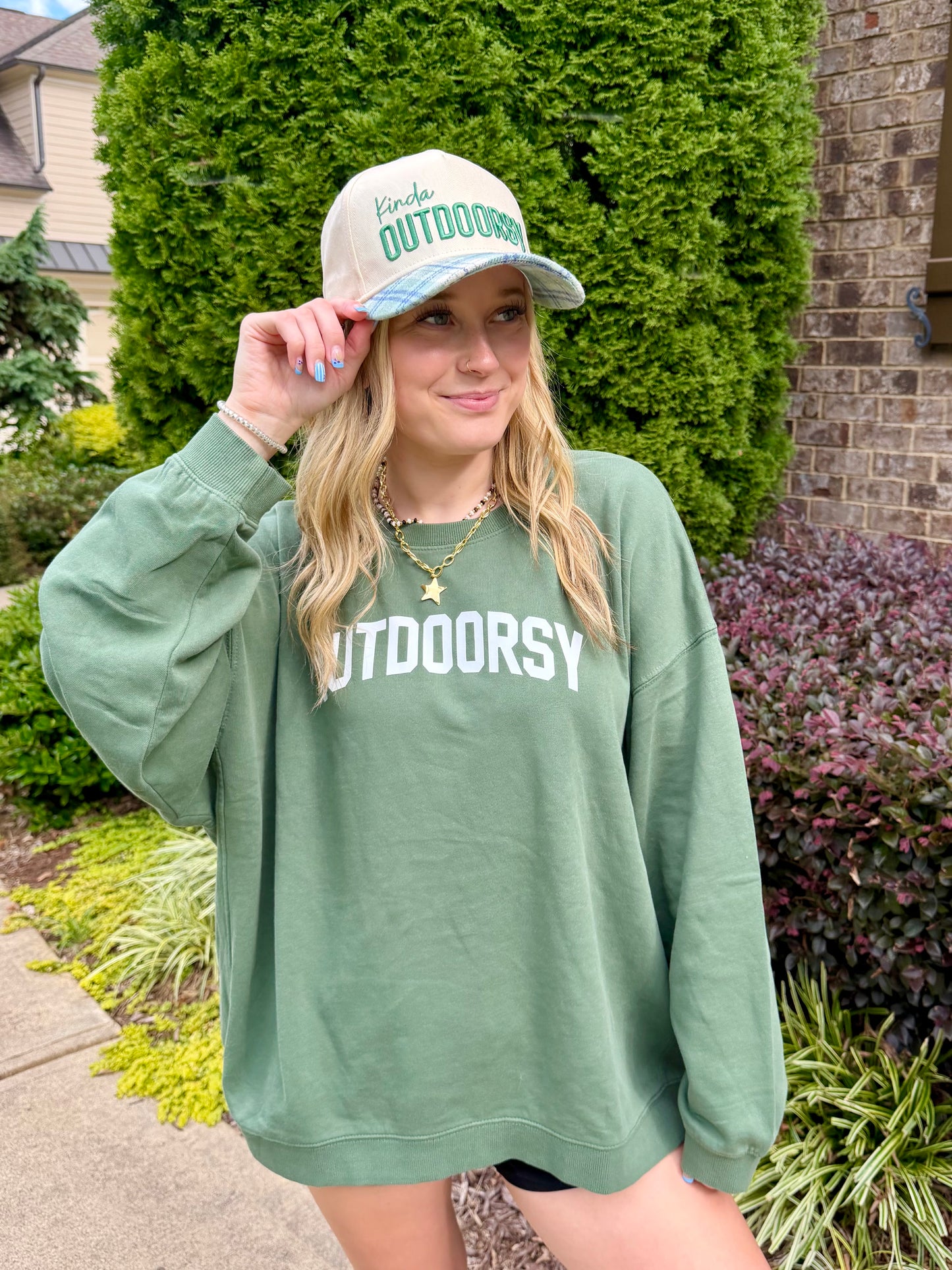 Outdoorsy Boxy Sweatshirt | (M-XL)