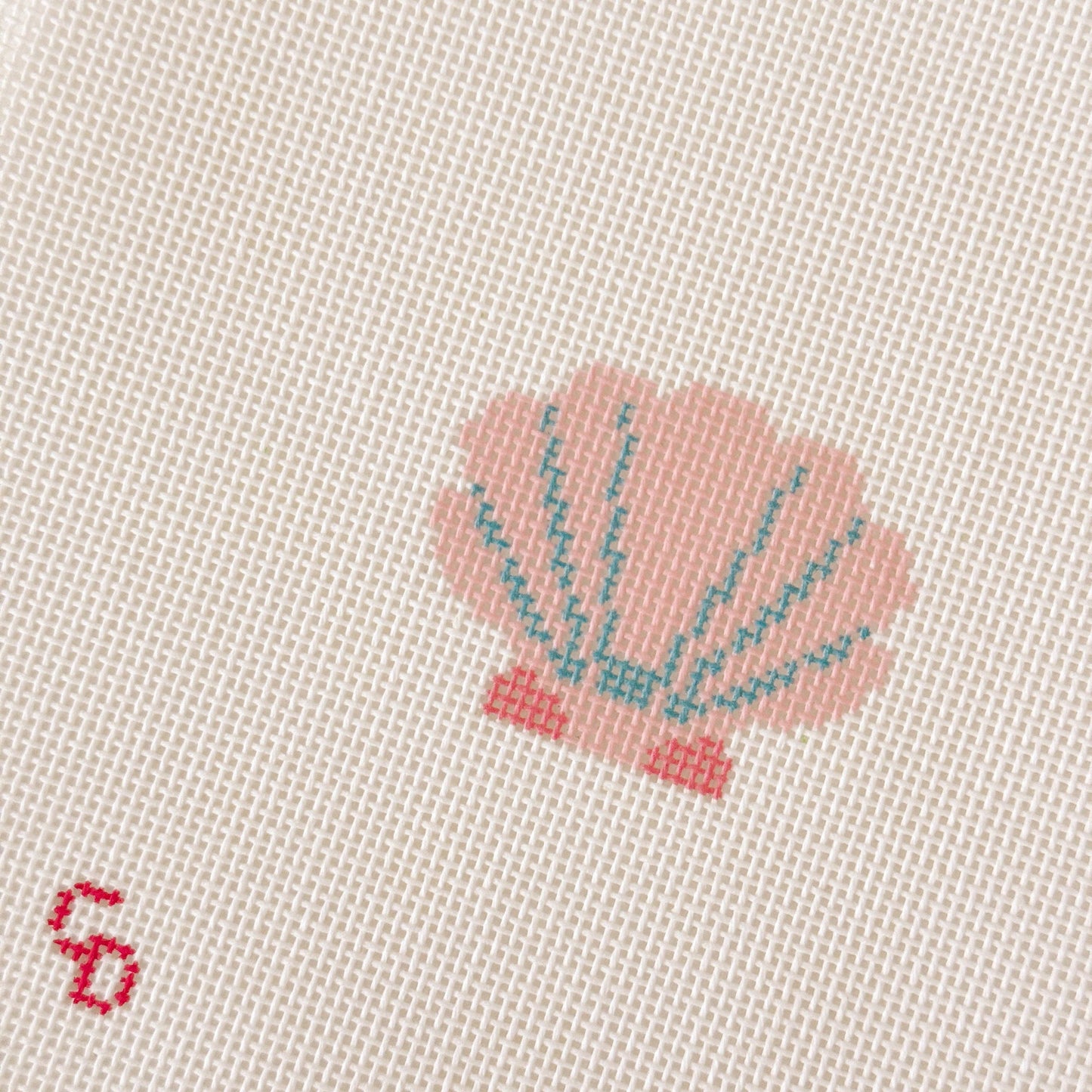 Mini Pink Seashell Needlepoint Canvas | 18 Mesh