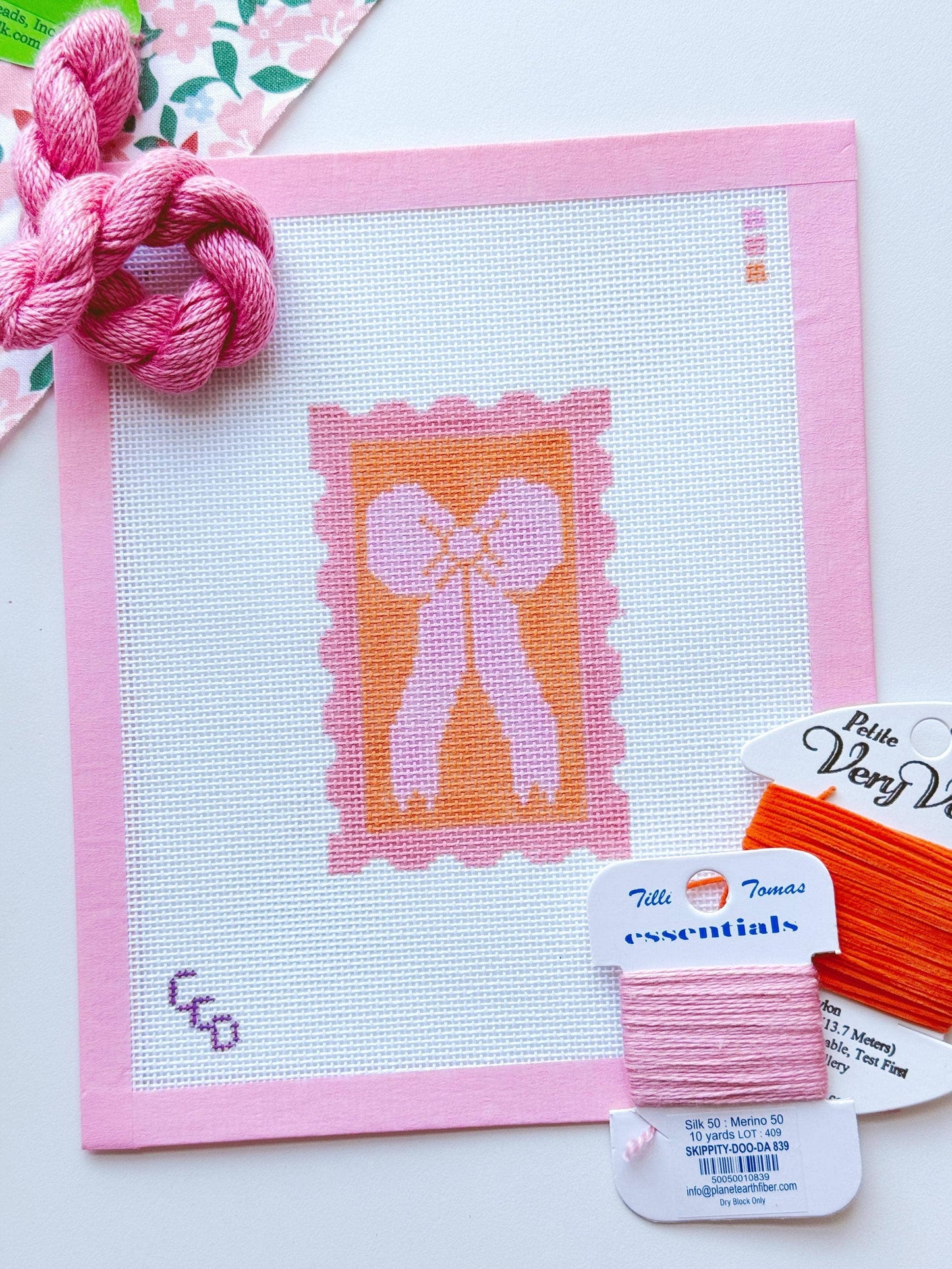 Pink & Orange Bow Needlepoint Canvas | 18 Mesh