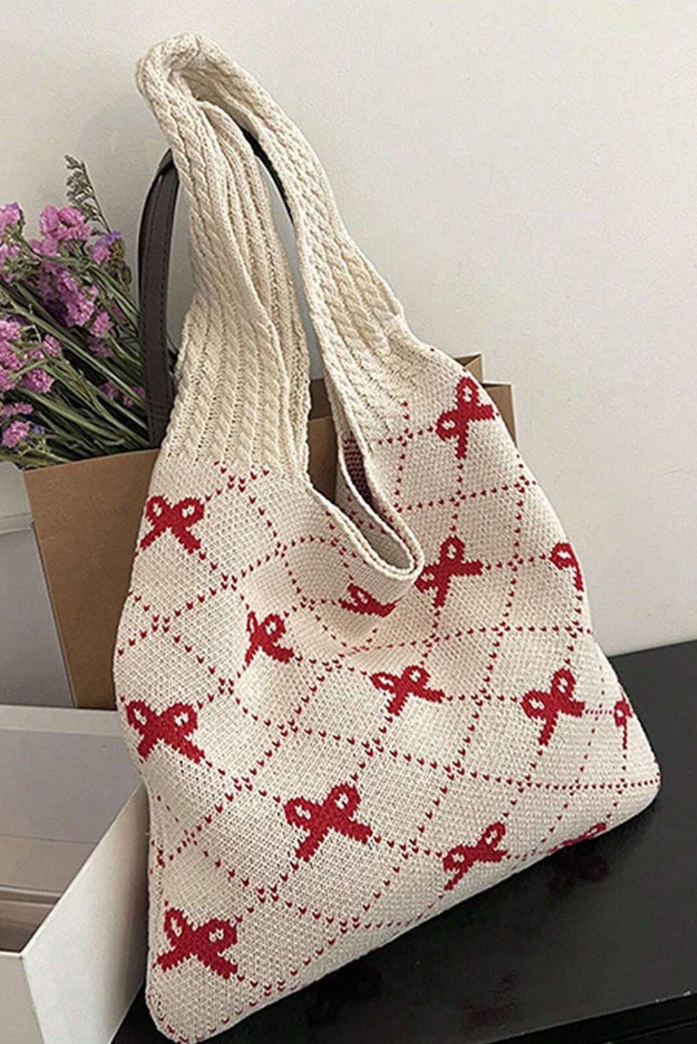 Bow Pattern Cable Knit Tote Bag