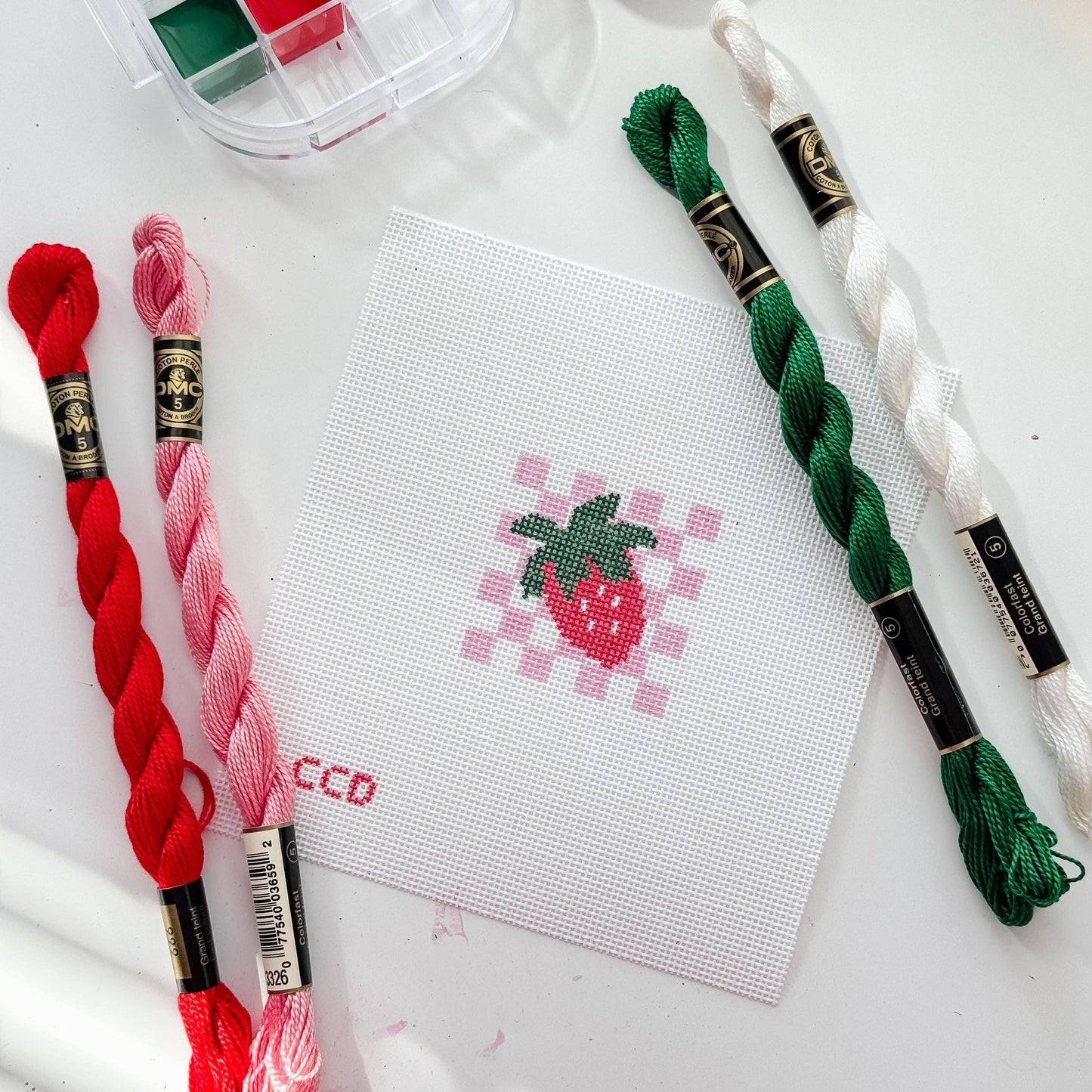 Strawberry Checkered Needlepoint Canvas | 18 Mesh