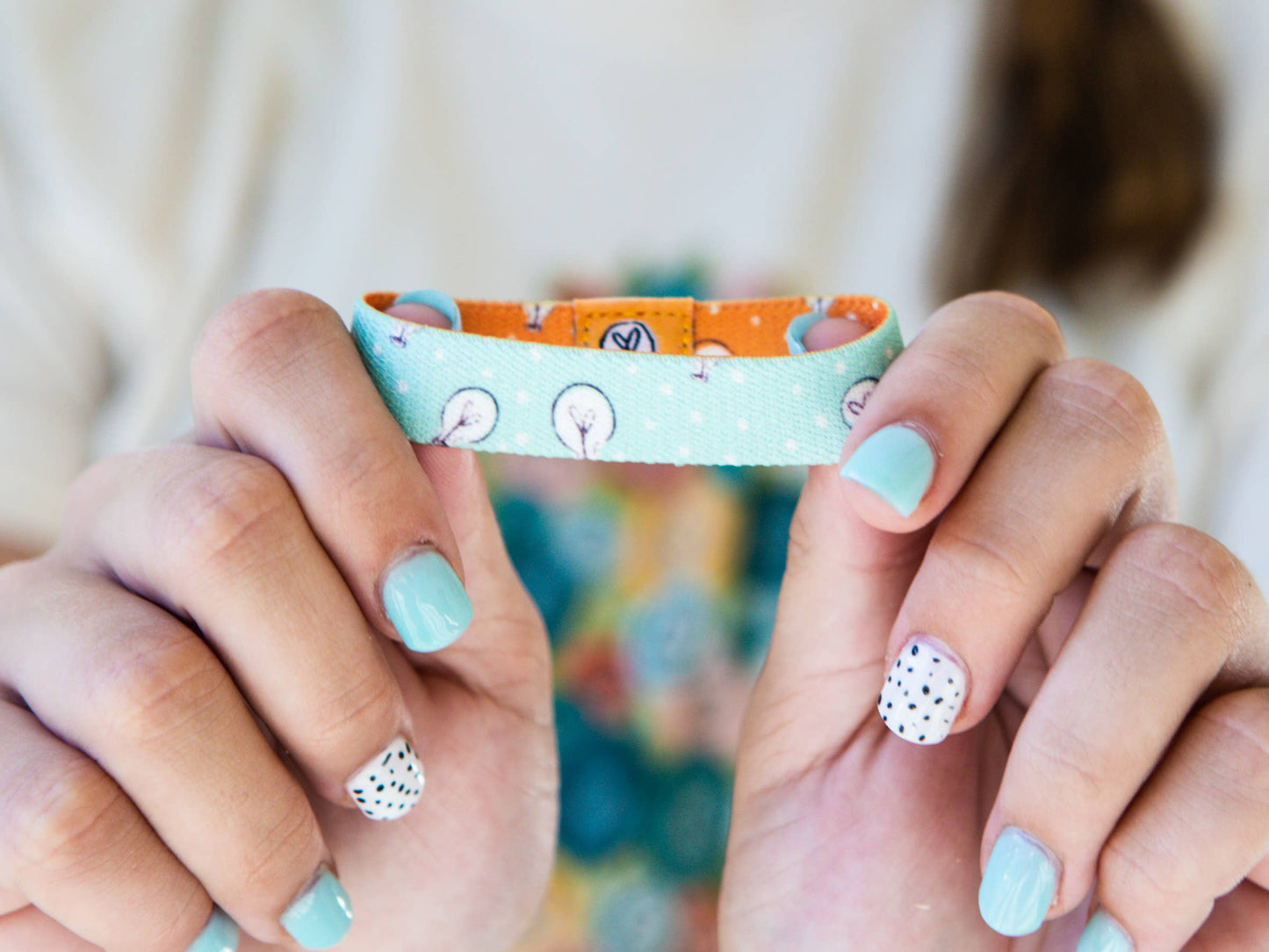 Let it Shine Reversible Stretchy Bracelet | YOUTH