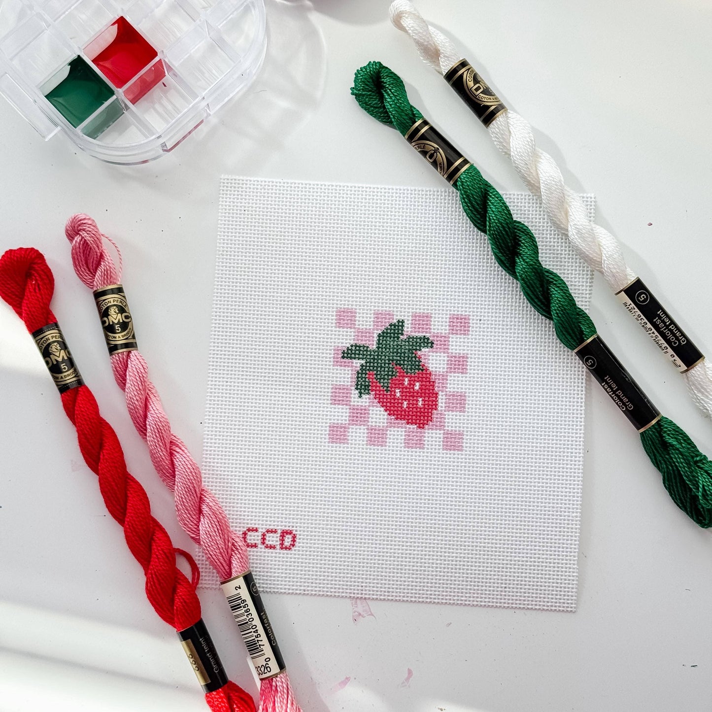 Strawberry Checkered Needlepoint Canvas | 18 Mesh