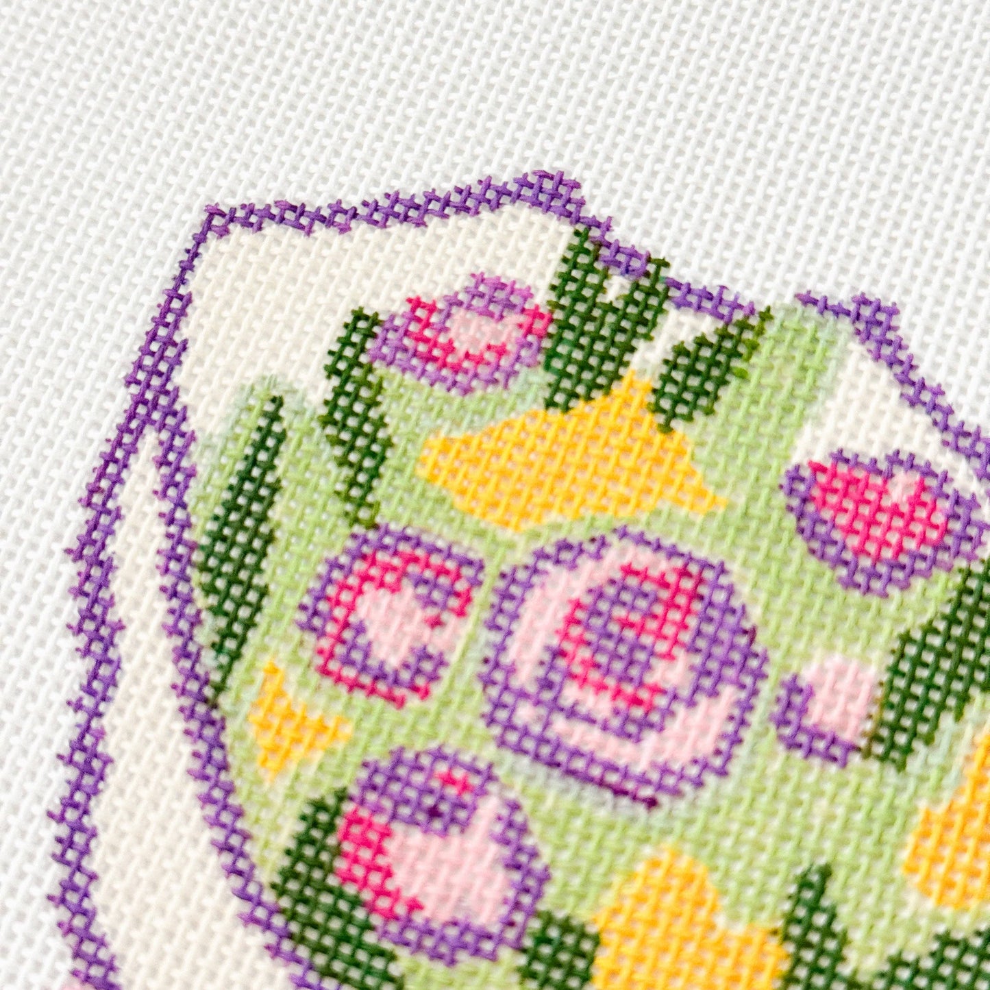 Flower Bouquet Needlepoint Canvas | 18 Mesh