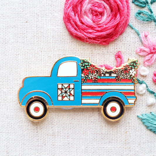 Vintage Patriotic Truck Needle Minder